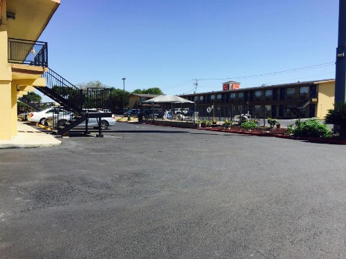 Travelodge by Wyndham New Braunfels - image 12