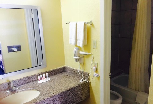 Travelodge by Wyndham New Braunfels - image 18