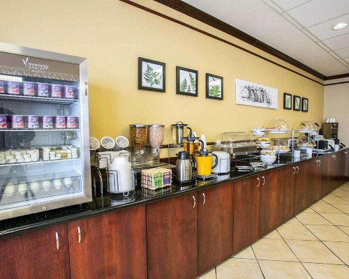 Sleep Inn and Suites New Braunfels - image 19