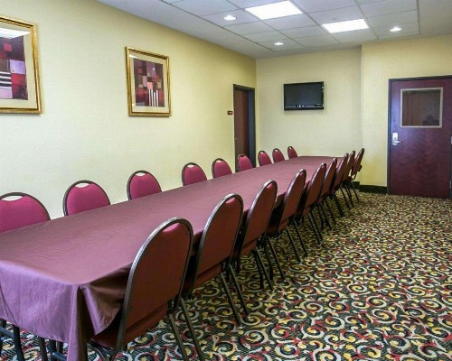 Sleep Inn and Suites New Braunfels - image 28