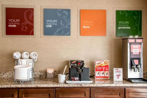 Comfort Suites New Braunfels - image 22