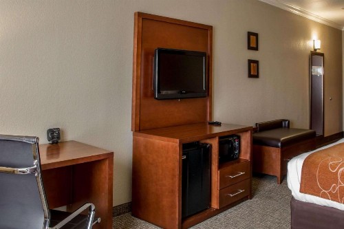 Comfort Suites New Braunfels - image 30