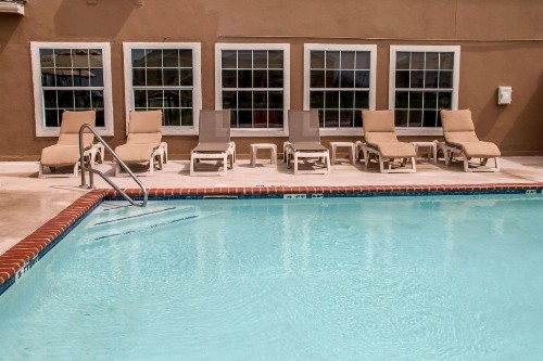 Comfort Suites New Braunfels - image 7