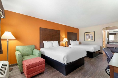 Best Western Inn & Suites - image 17