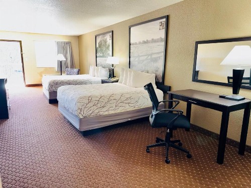 SureStay Hotel by Best Western New Braunfels - image 4
