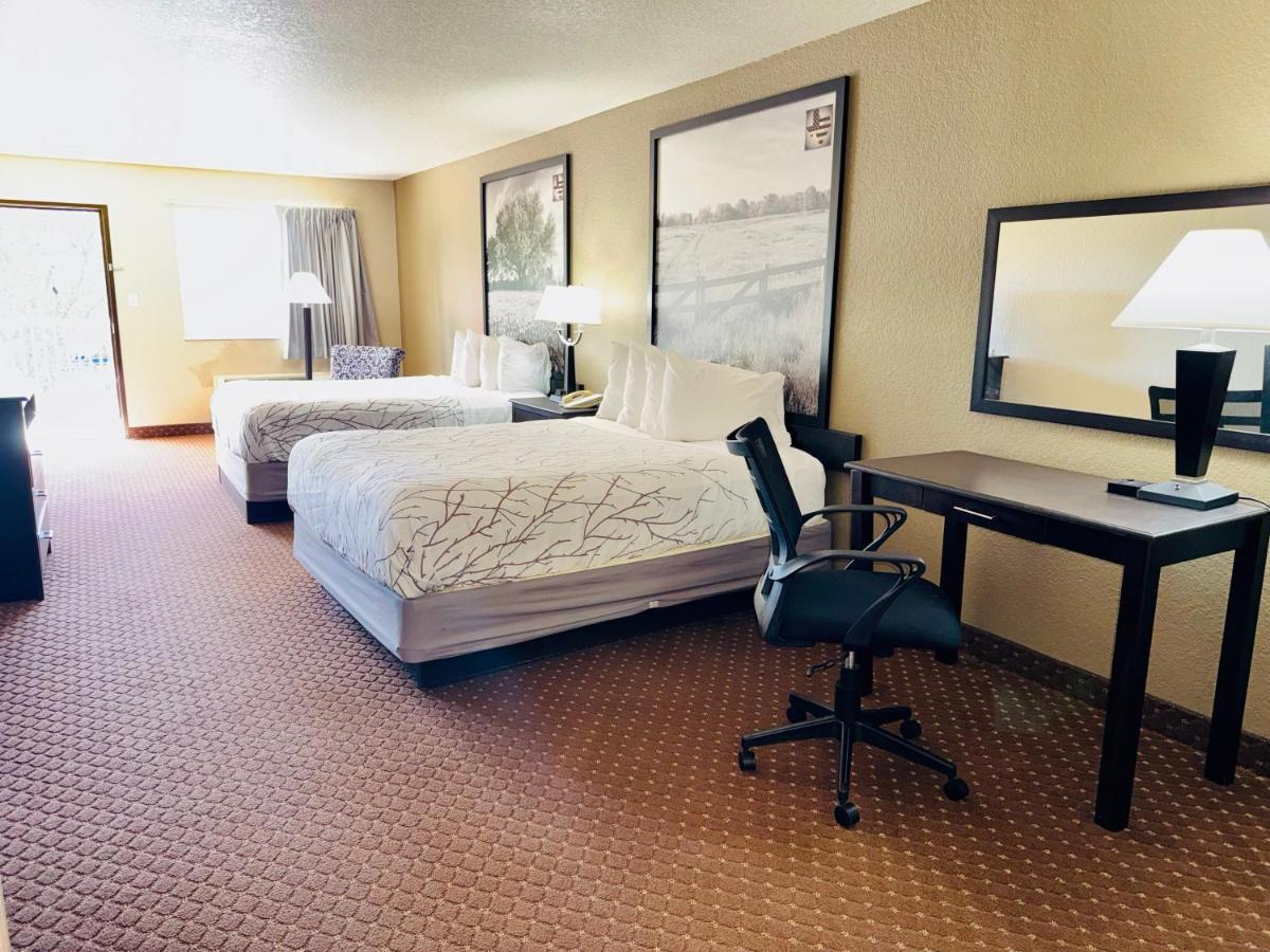 SureStay Hotel by Best Western New Braunfels - image 4