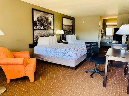 SureStay Hotel by Best Western New Braunfels - image 6