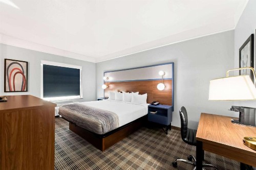 Econo Lodge Inn & Suites New Braunfels - image 20