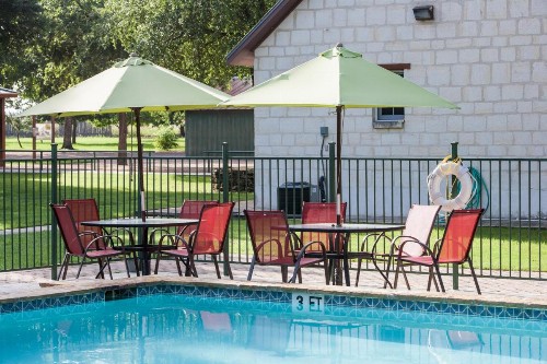 Gruene Cottages - image 10