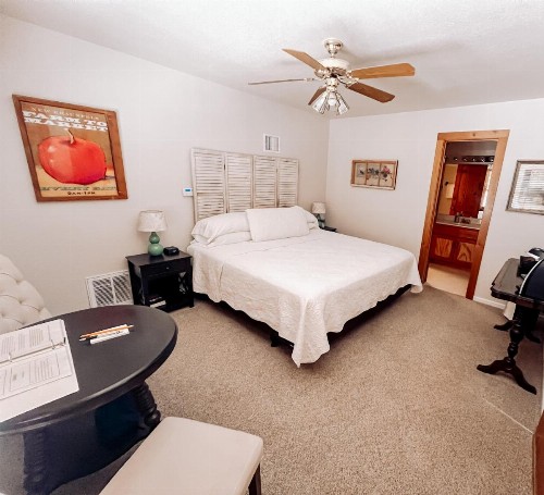 Gruene Cottages - image 3