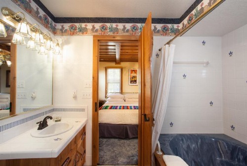 Gruene Cottages - image 33