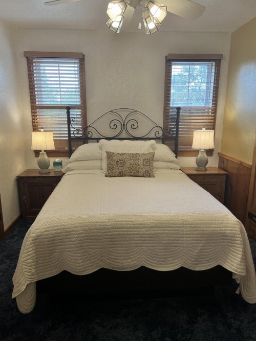 Gruene Cottages - image 37