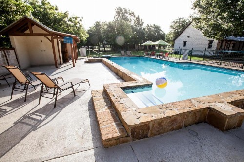 Gruene Cottages - image 49