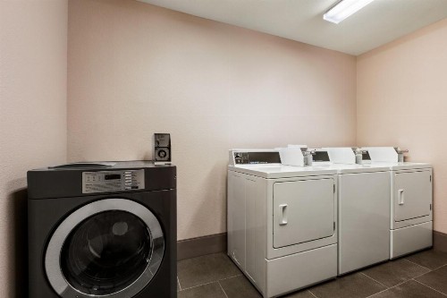 Country Inn & Suites by Radisson New Braunfels TX - image 35