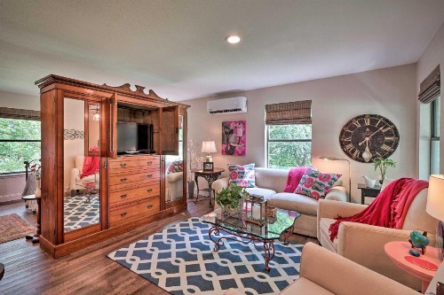 New Braunfels Studio about 5 Miles to Comal River! - image 11