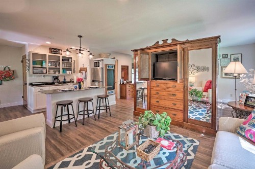 New Braunfels Studio about 5 Miles to Comal River! - image 2