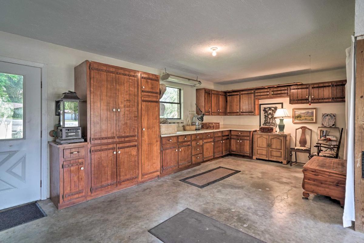 New Braunfels Studio about 5 Miles to Comal River! - image 6
