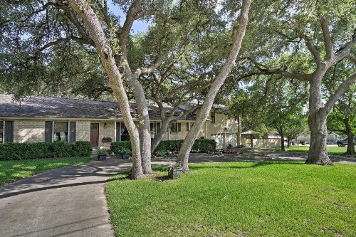 New Braunfels Studio about 5 Miles to Comal River! - image 8