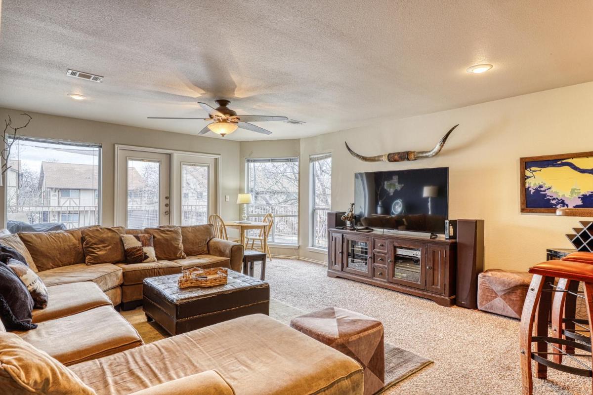 Hill Country River Condo - image 7