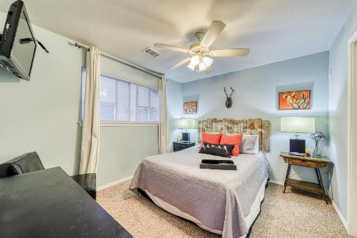 Hill Country River Condo - image 8