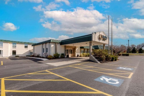 New Hartford Hotel
