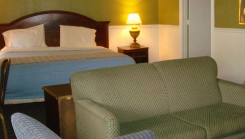 New Haven Inn - image 8
