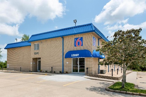 Motel 6-New Iberia LA - image 17