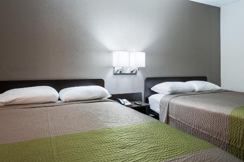 Motel 6-New Iberia LA - image 22