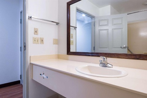 Motel 6-New Iberia LA - image 39