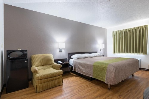 Motel 6-New Iberia LA - image 48