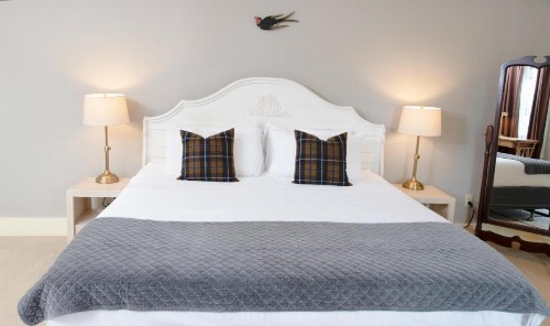 The New London Inn - image 12