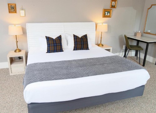 The New London Inn - image 18
