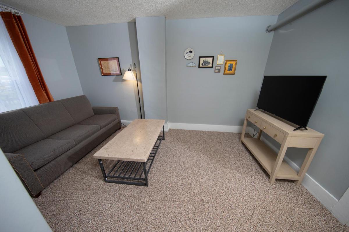 The New London Inn - image 4