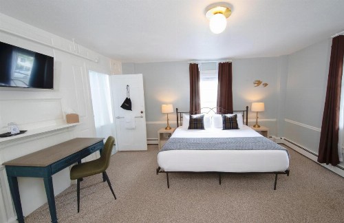 The New London Inn - image 8