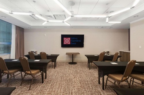 Hilton Garden Inn New Orleans French Quarter/CBD - image 7