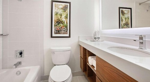 DoubleTree by Hilton New Orleans - image 3
