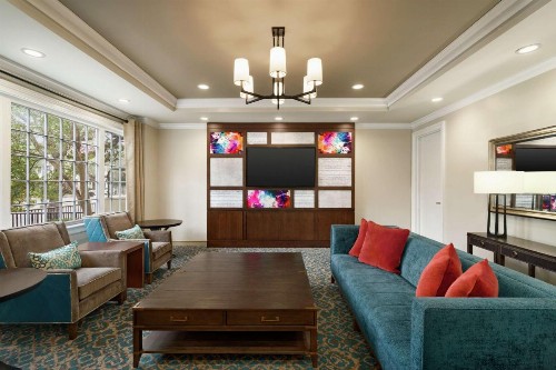 Hampton Inn New Orleans/St.Charles Ave - image 3