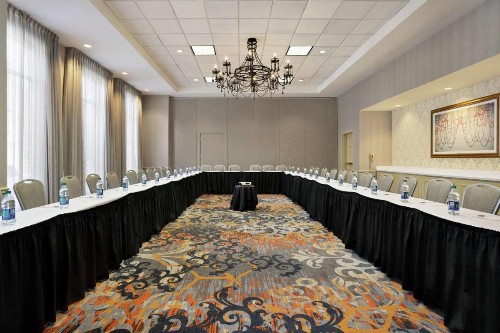 Hilton Garden Inn New Orleans Convention Center - image 16
