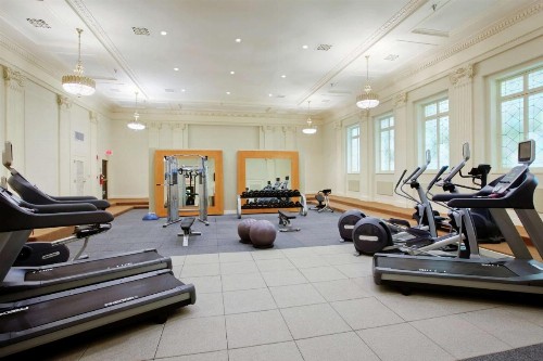 Hilton New Orleans / St. Charles Avenue - image 13