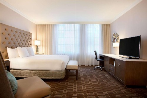 Hilton New Orleans / St. Charles Avenue - image 31