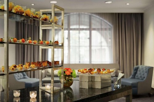 Hilton New Orleans / St. Charles Avenue - image 42