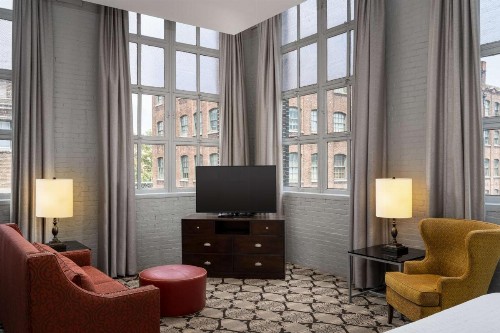 Hampton Inn and Suites New Orleans Convention Center - image 37