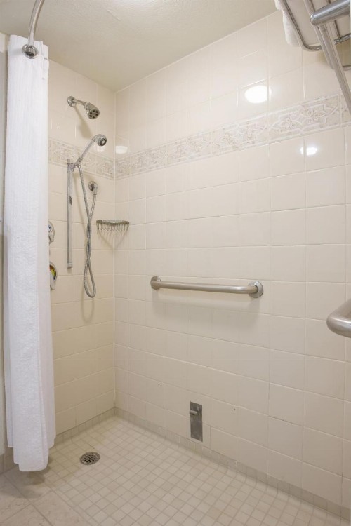 Hilton New Orleans Riverside - image 40