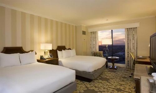 Hilton New Orleans Riverside - image 8