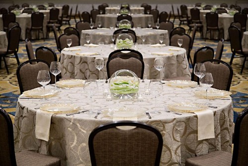 Hilton New Orleans Riverside - image 9