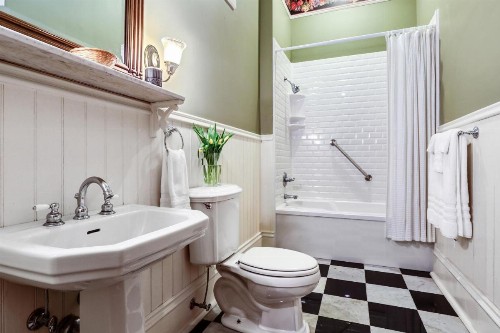Maison Perrier Bed & Breakfast - image 24