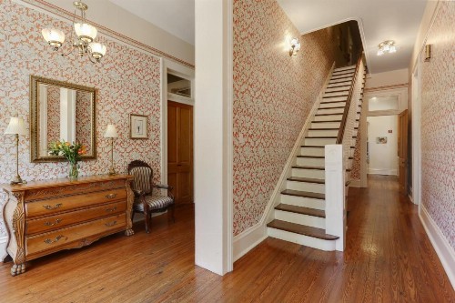 Maison Perrier Bed & Breakfast - image 38