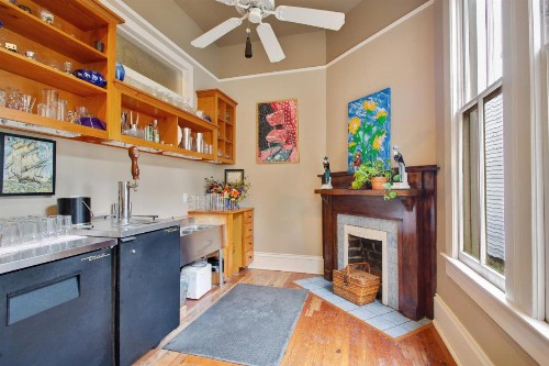Maison Perrier Bed & Breakfast - image 48