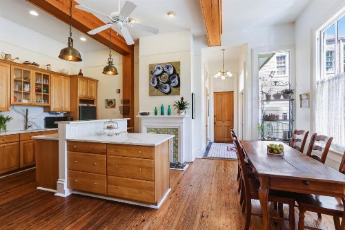 Maison Perrier Bed & Breakfast - image 5