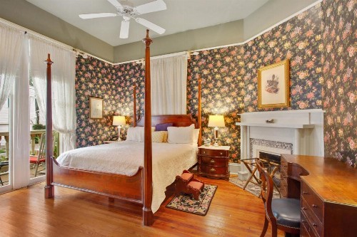 Maison Perrier Bed & Breakfast - image 6
